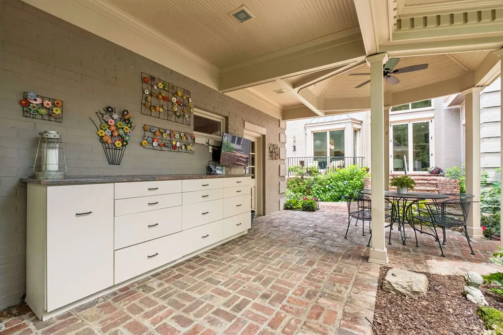 79 Concord Park, W Nashville TN 37205