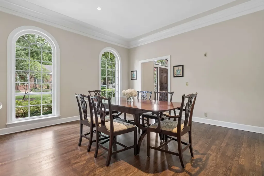 79 Concord Park, W Nashville TN 37205
