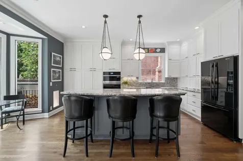 79 Concord Park, W Nashville TN 37205
