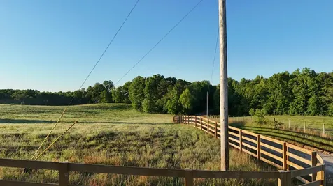 7 Mile Ridge Road Indian Mound TN 37079