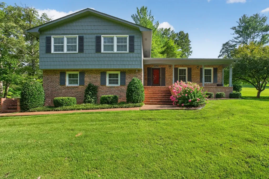 1250 Charles Street Cookeville TN 38506