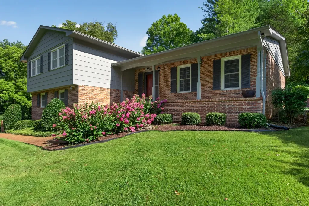1250 Charles Street Cookeville TN 38506