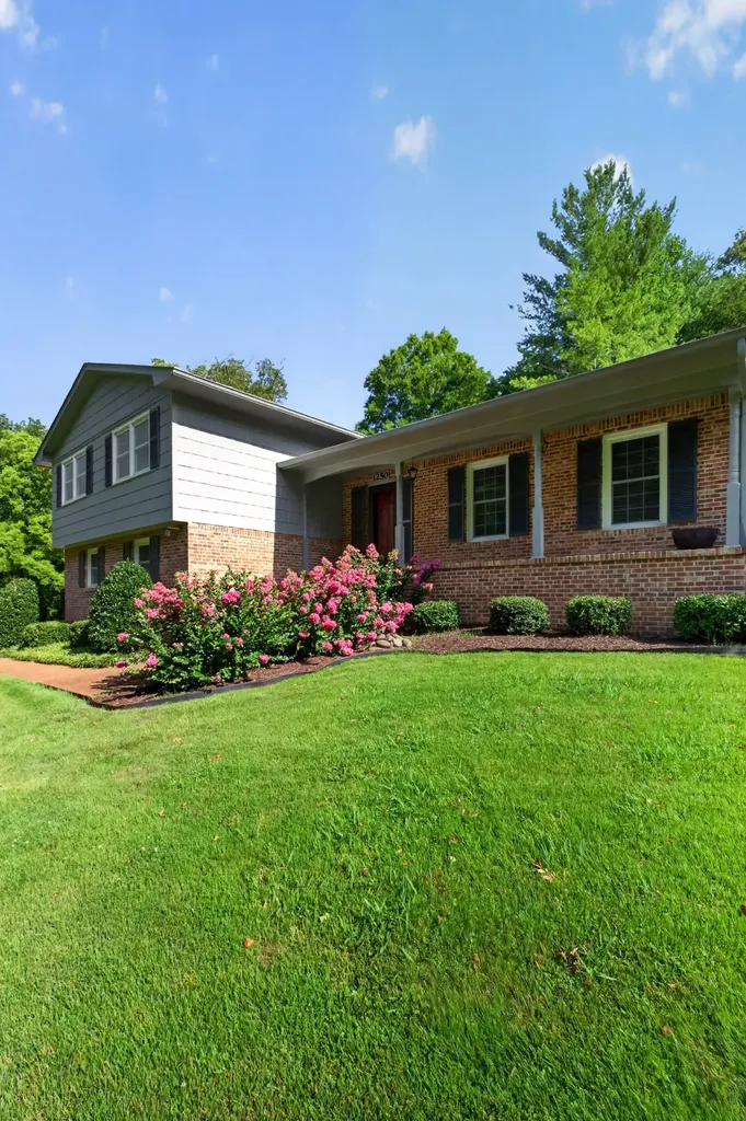 1250 Charles Street Cookeville TN 38506