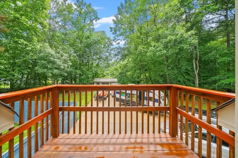 2700 Dover Road Woodlawn TN 37191