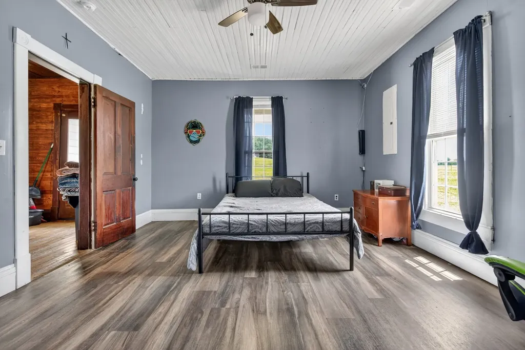 4225 New Harmony Road Hartsville TN 37074