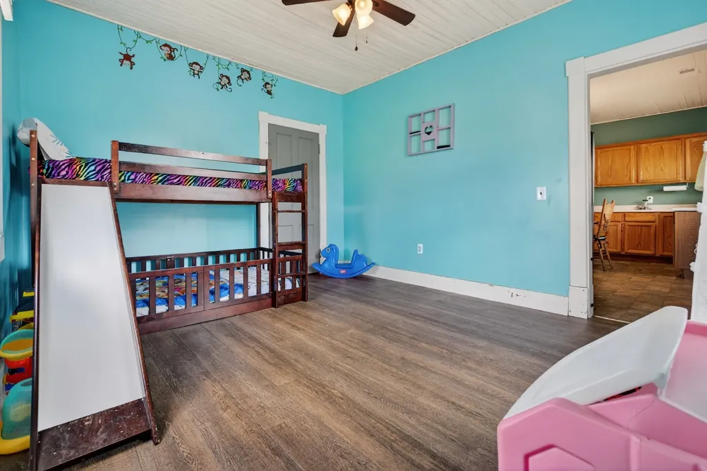 4225 New Harmony Road Hartsville TN 37074