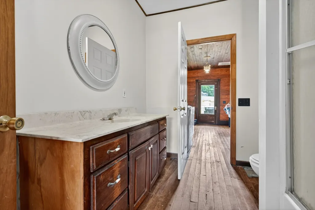 4225 New Harmony Road Hartsville TN 37074
