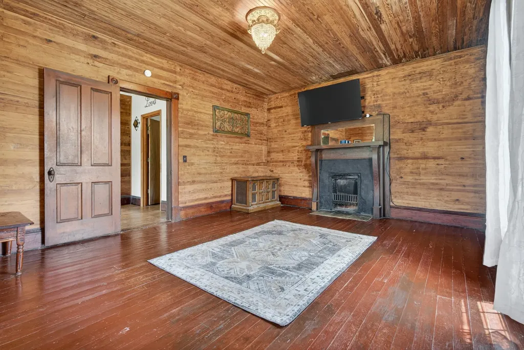 4225 New Harmony Road Hartsville TN 37074