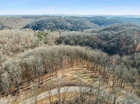 7640 Chipmunk Lane Nashville TN 37221
