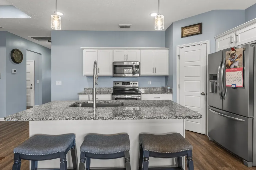 579 Mimosa Drive Decherd TN 37324