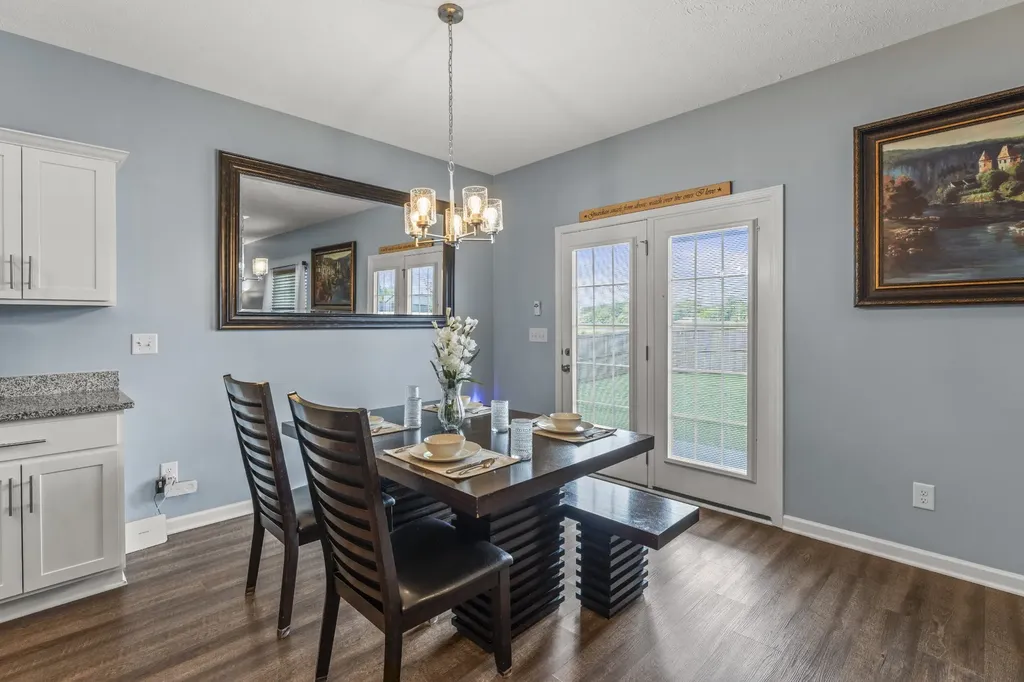 579 Mimosa Drive Decherd TN 37324