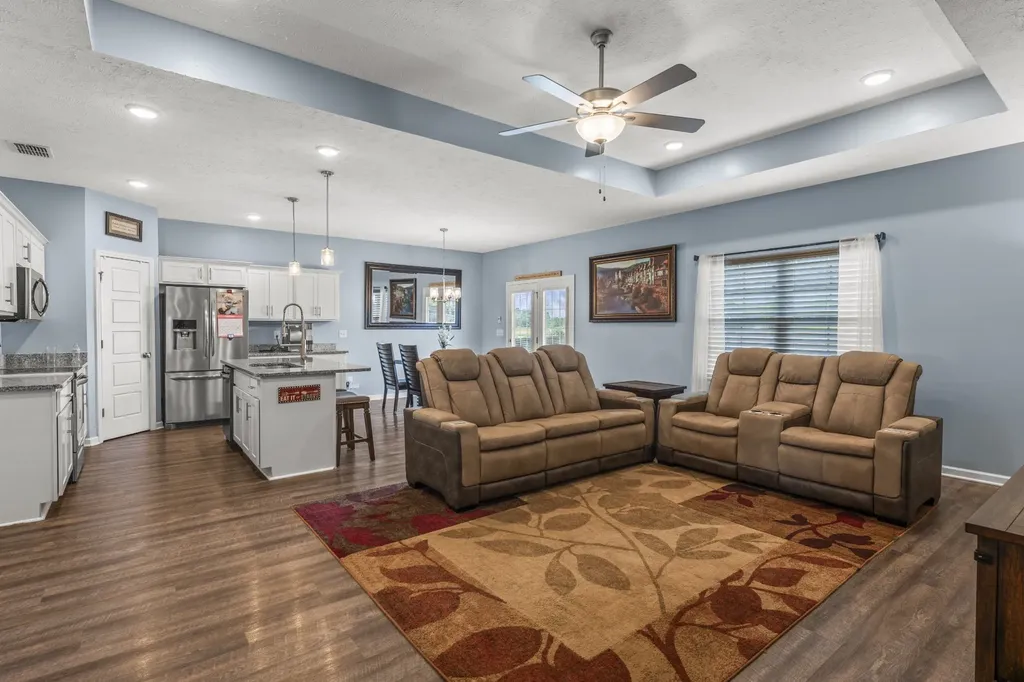 579 Mimosa Drive Decherd TN 37324