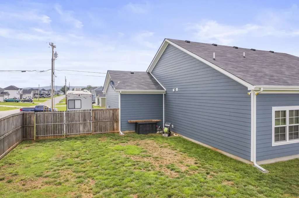 579 Mimosa Drive Decherd TN 37324