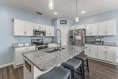 579 Mimosa Drive Decherd TN 37324