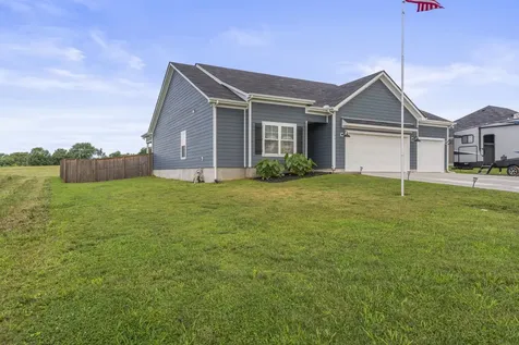 579 Mimosa Drive Decherd TN 37324