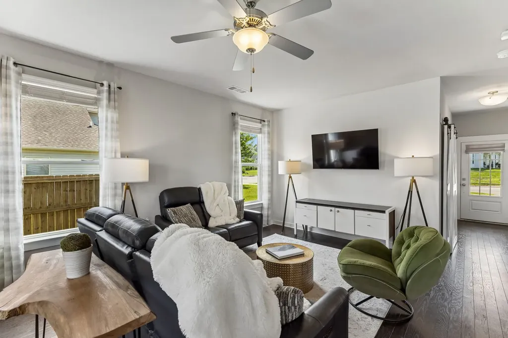 3041 Commonwealth Drive Spring Hill TN 37174