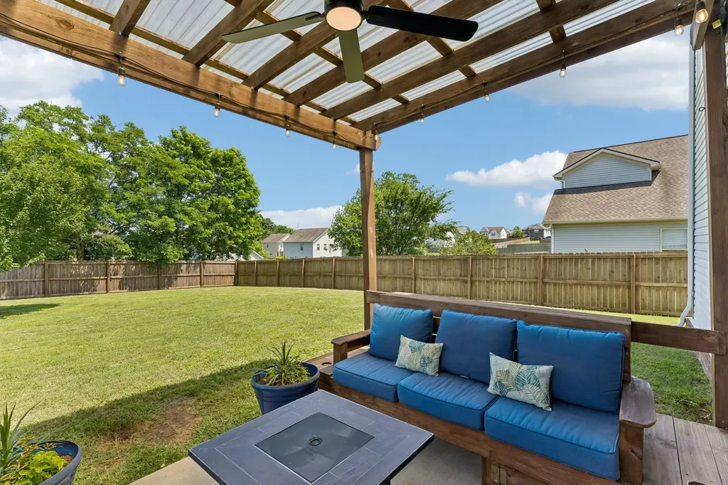 3041 Commonwealth Drive Spring Hill TN 37174