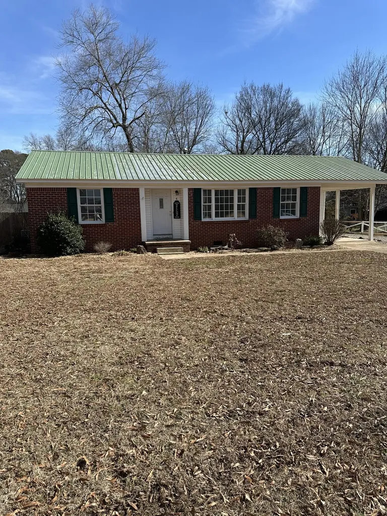 454 White Avenue Henderson TN 38340