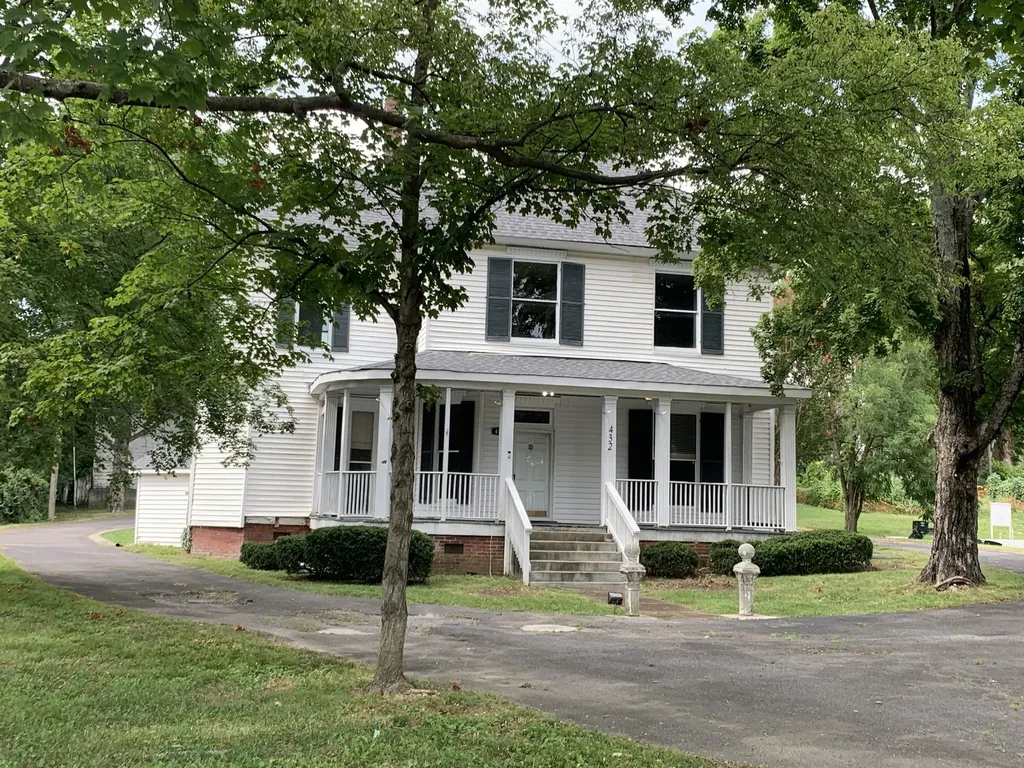 432 E Main Street Gallatin TN 37066