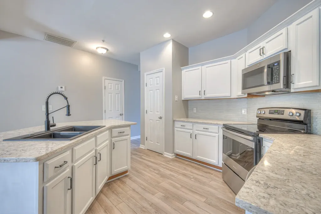 4027 Clinton Lane Spring Hill TN 37174