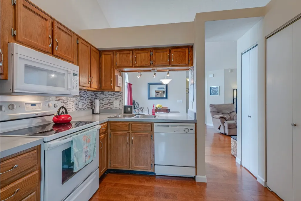 4002 Farmingham Woods Drive Hermitage TN 37076