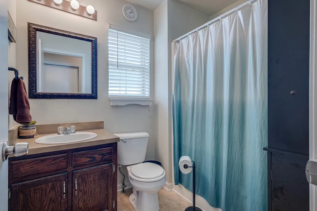 4002 Farmingham Woods Drive Hermitage TN 37076