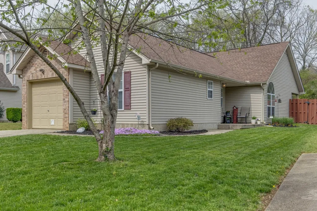 4002 Farmingham Woods Drive Hermitage TN 37076