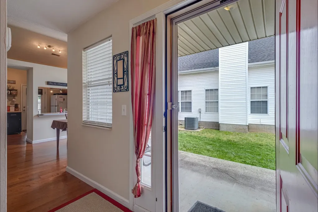 4002 Farmingham Woods Drive Hermitage TN 37076