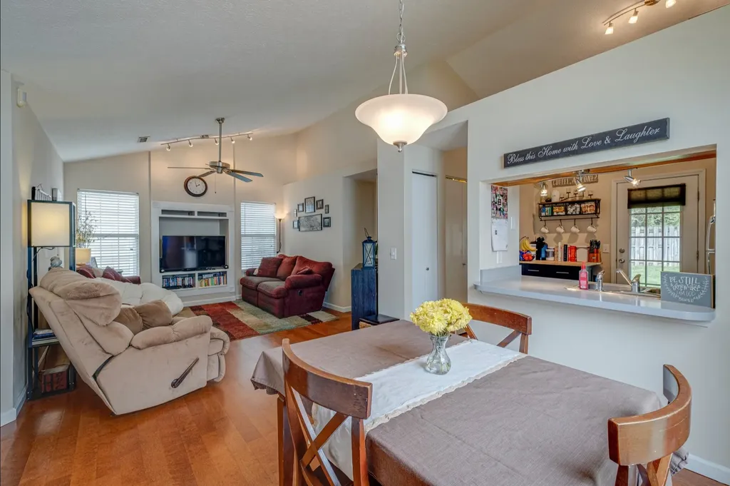 4002 Farmingham Woods Drive Hermitage TN 37076