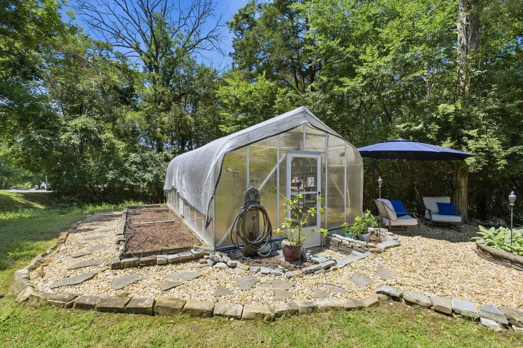 126 Savo Bay Hendersonville TN 37075