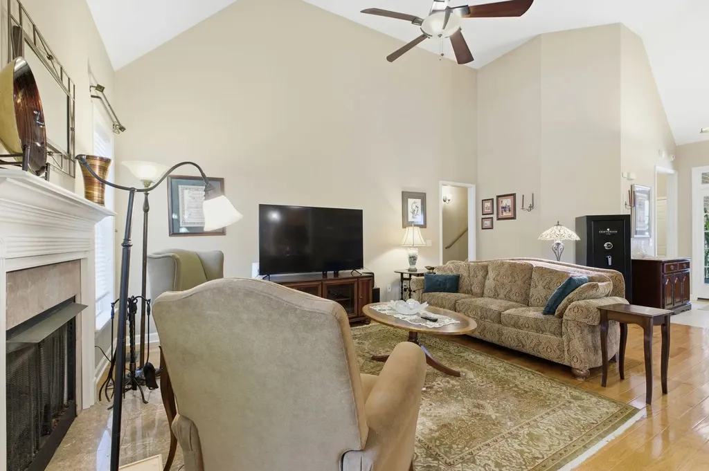 126 Savo Bay Hendersonville TN 37075