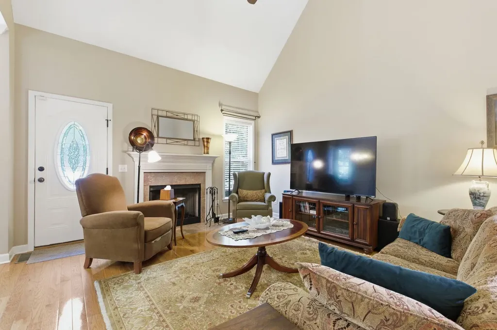 126 Savo Bay Hendersonville TN 37075