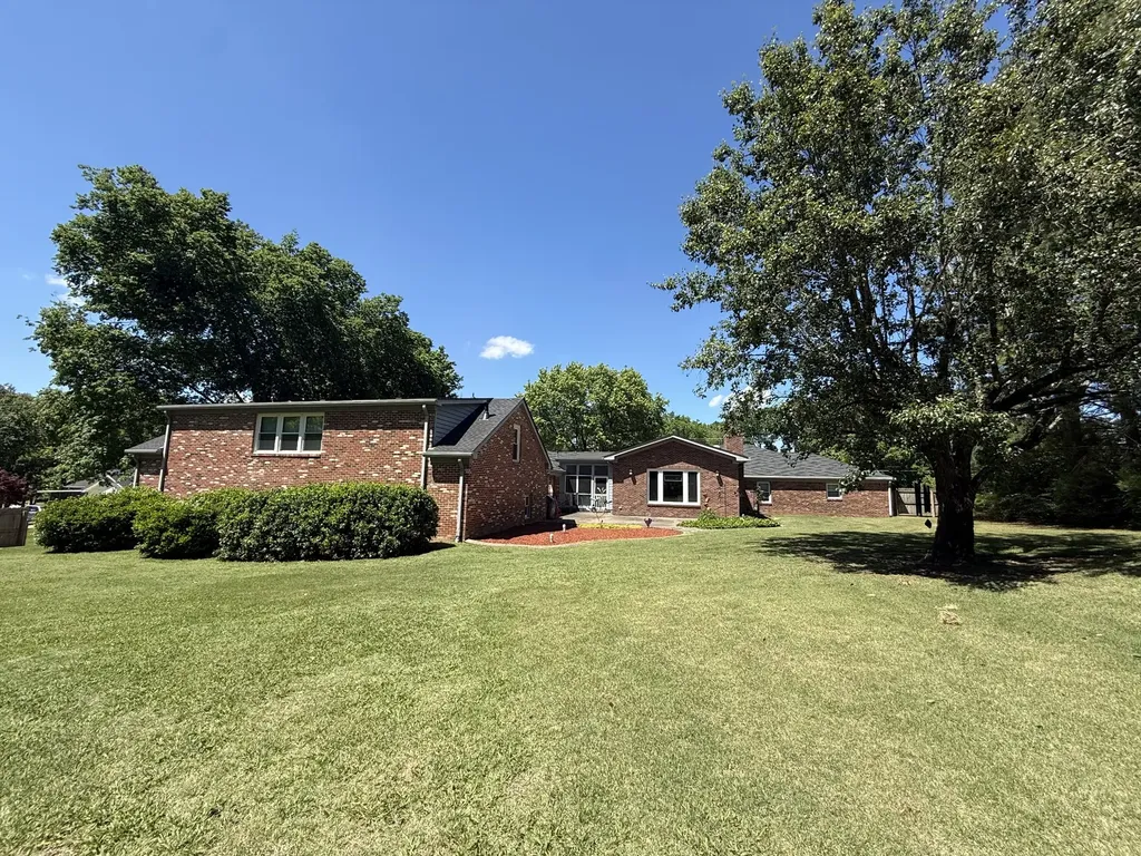 1206 Holly Hill Drive Franklin TN 37064