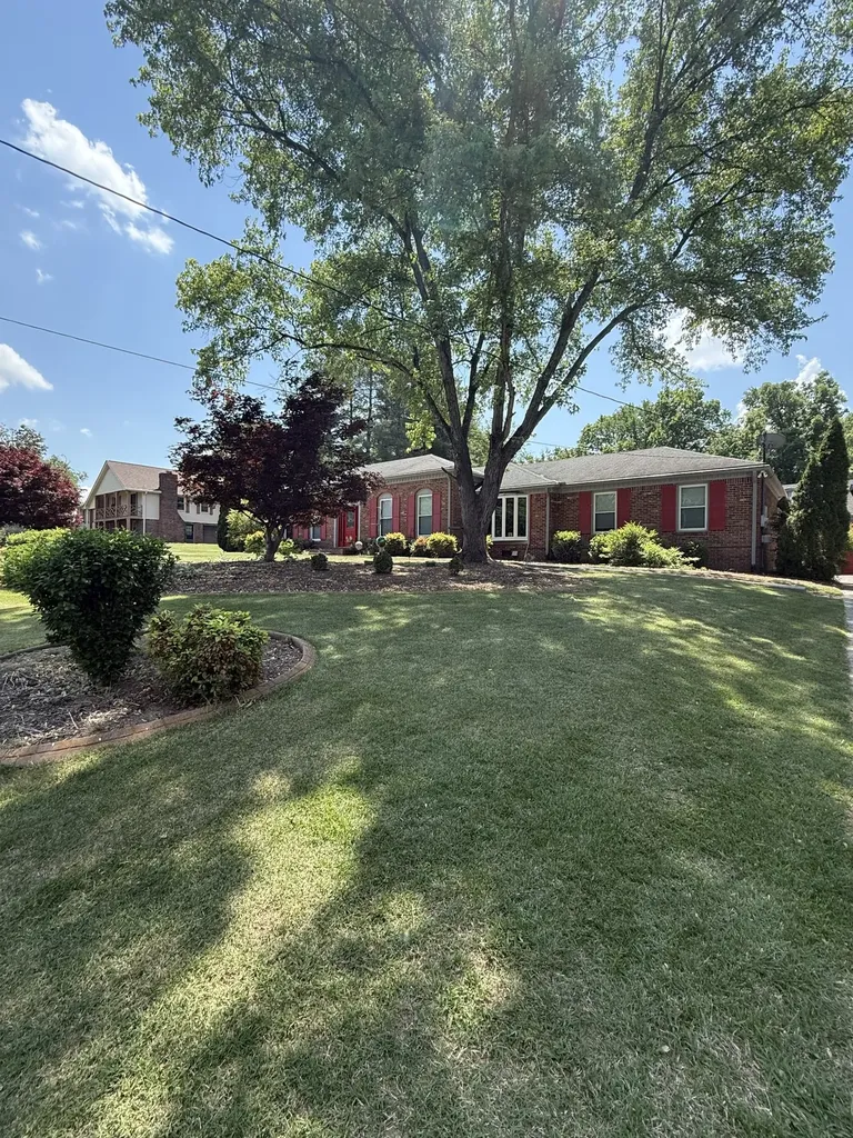 1206 Holly Hill Drive Franklin TN 37064