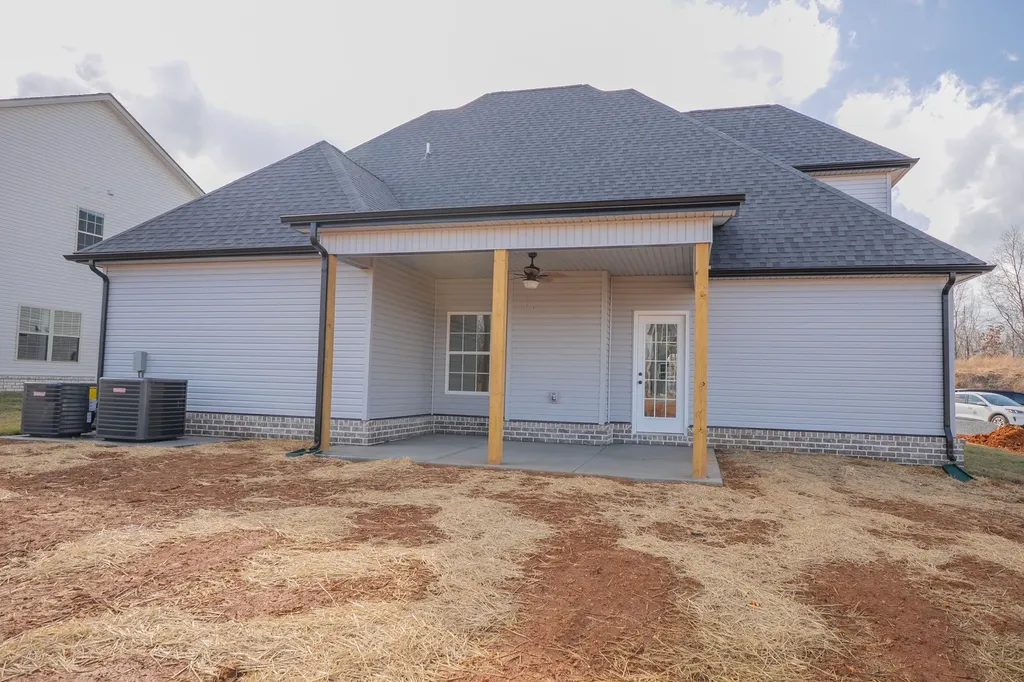 63 Sycamore Hill Clarksville TN 37042