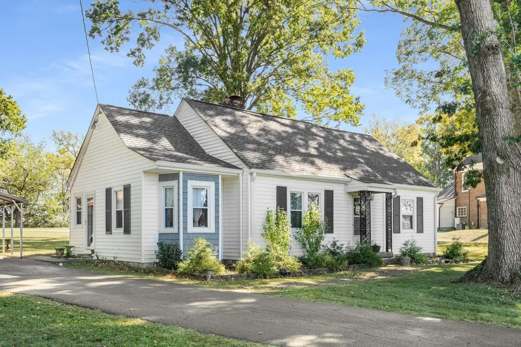 319 E Hill Avenue Lewisburg TN 37091