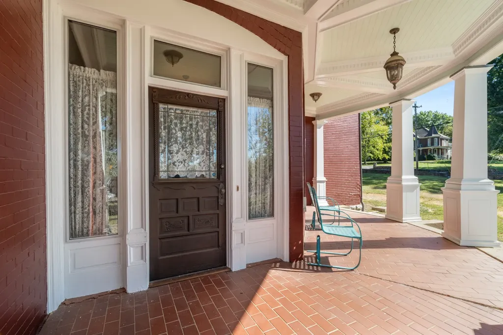 319 E Hill Avenue Lewisburg TN 37091