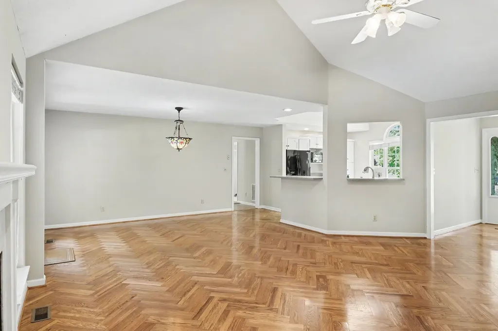 1029 Nina Drive Springfield TN 37172