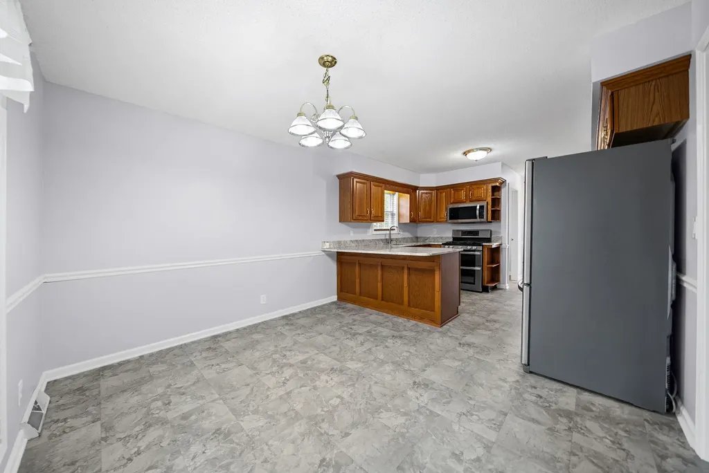 1115 Thornberry Drive Clarksville TN 37043