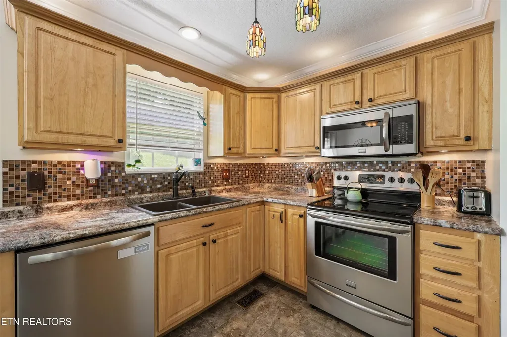 8223 Joshua Road Knoxville TN 37938