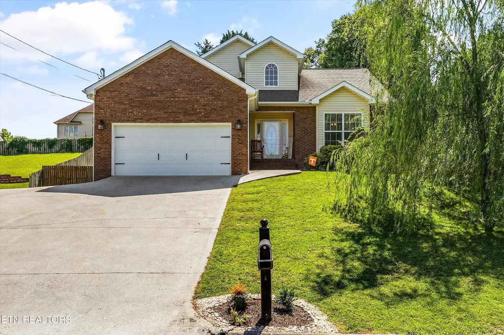 8223 Joshua Road Knoxville TN 37938