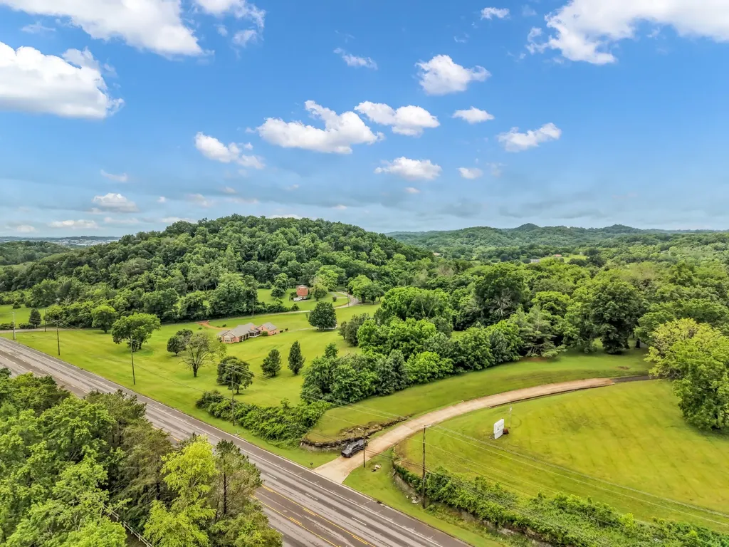 1725 Williamson Road Goodlettsville TN 37072