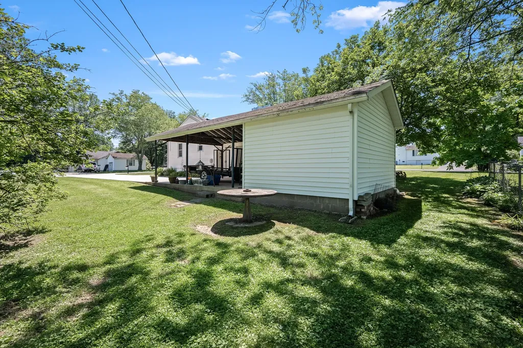 216 Anderson Drive Tullahoma TN 37388