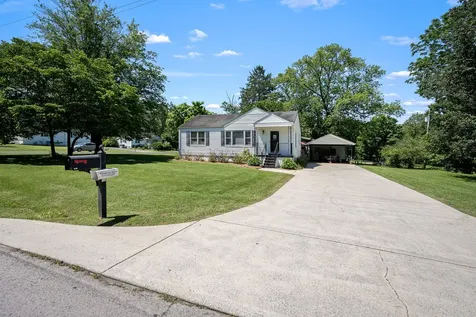 216 Anderson Drive Tullahoma TN 37388