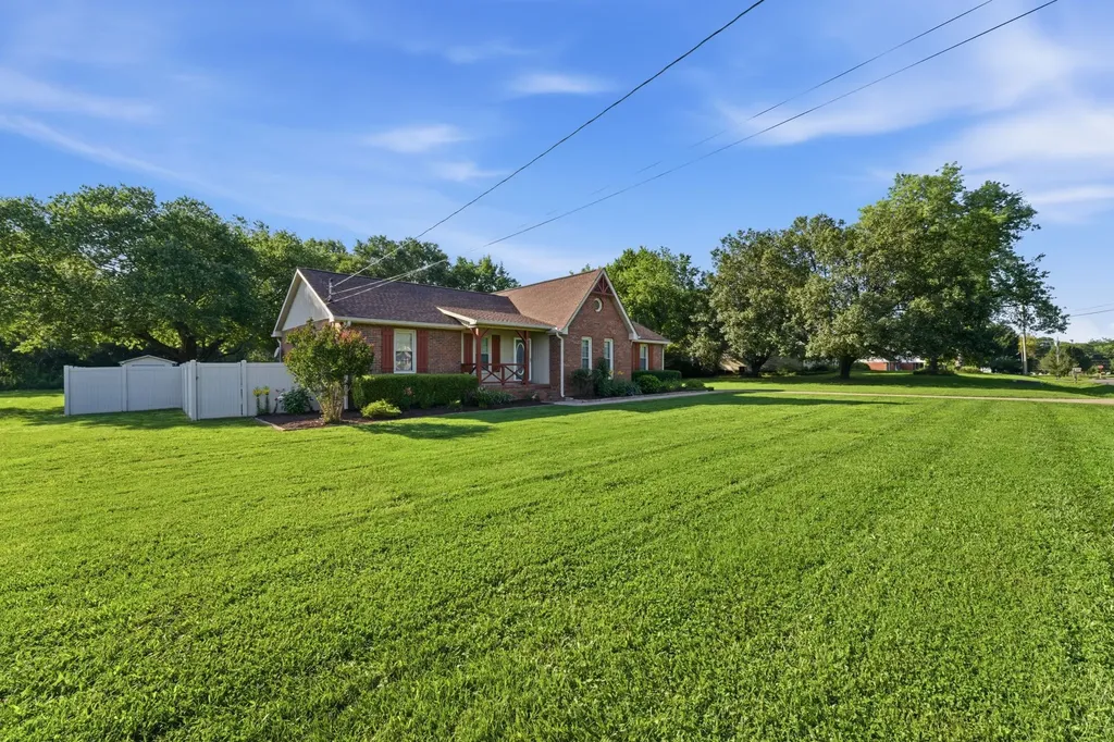 9633 Mount Ayre Way Murfreesboro TN 37129