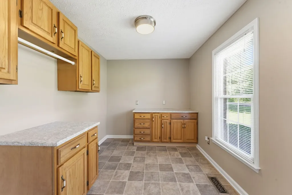 9633 Mount Ayre Way Murfreesboro TN 37129