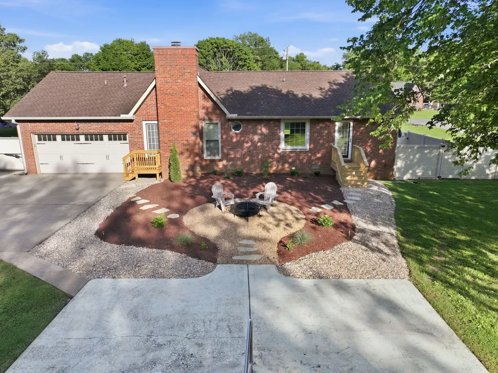 9633 Mount Ayre Way Murfreesboro TN 37129