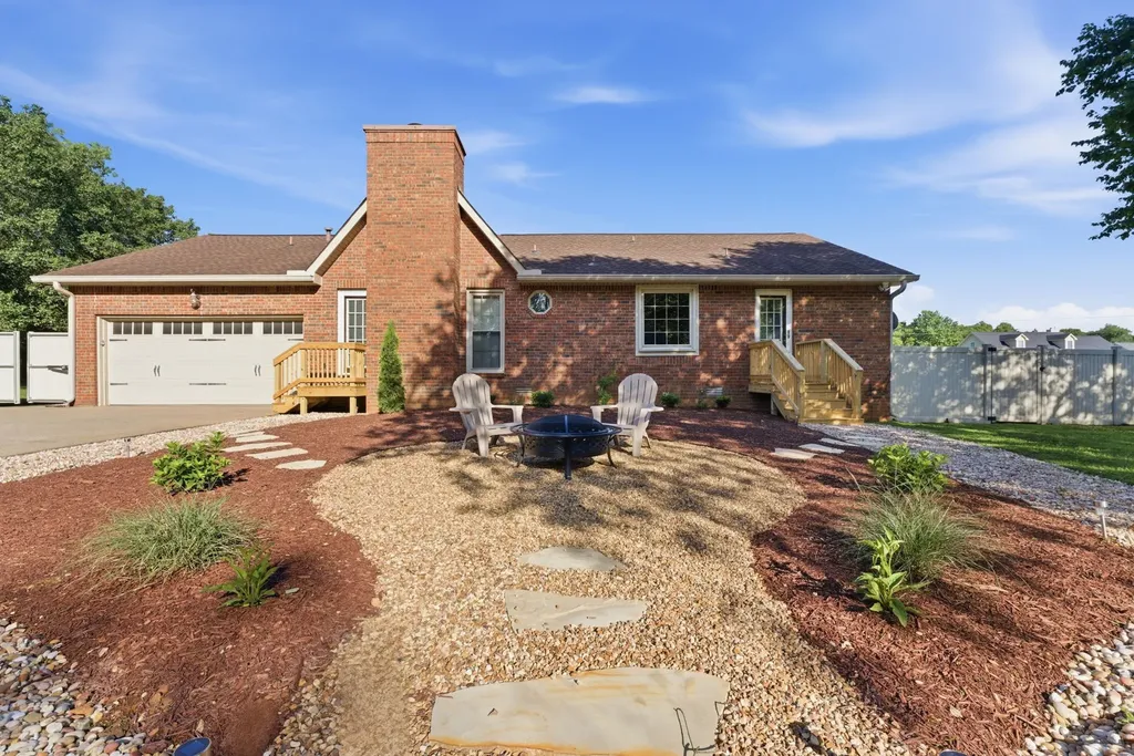 9633 Mount Ayre Way Murfreesboro TN 37129
