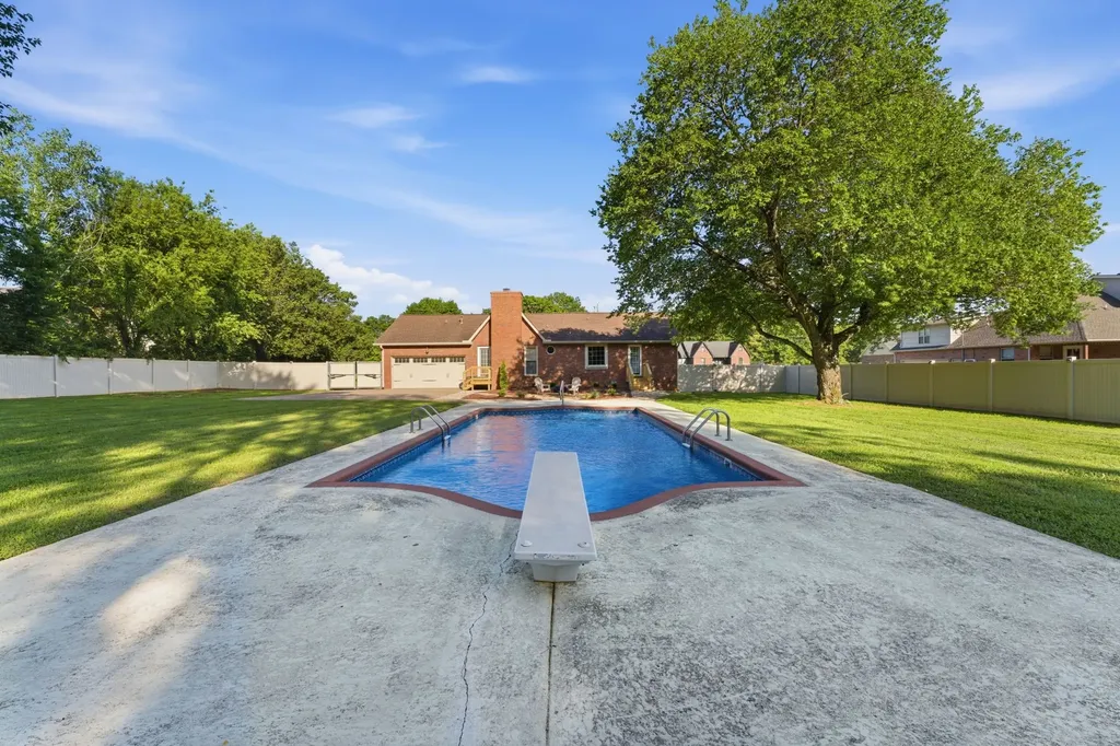 9633 Mount Ayre Way Murfreesboro TN 37129