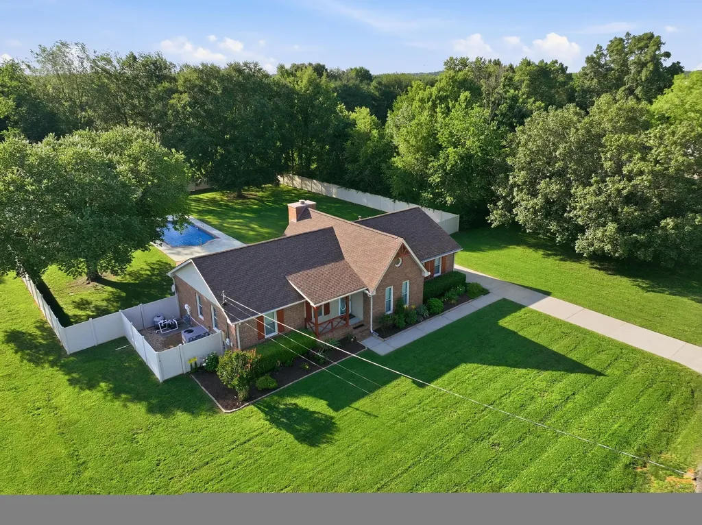 9633 Mount Ayre Way Murfreesboro TN 37129